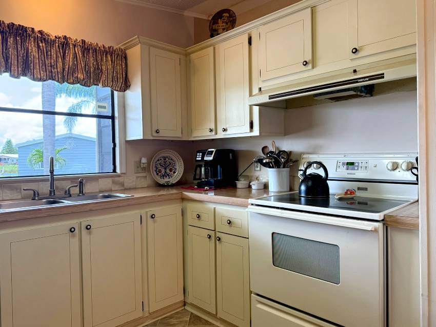 8104 Lake View Dr S a Ellenton, FL Mobile or Manufactured Home for Sale